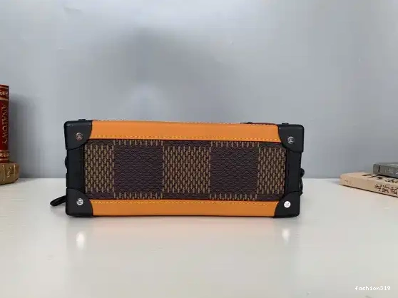LOUIS VUITTON TRUNK SOFT 0404